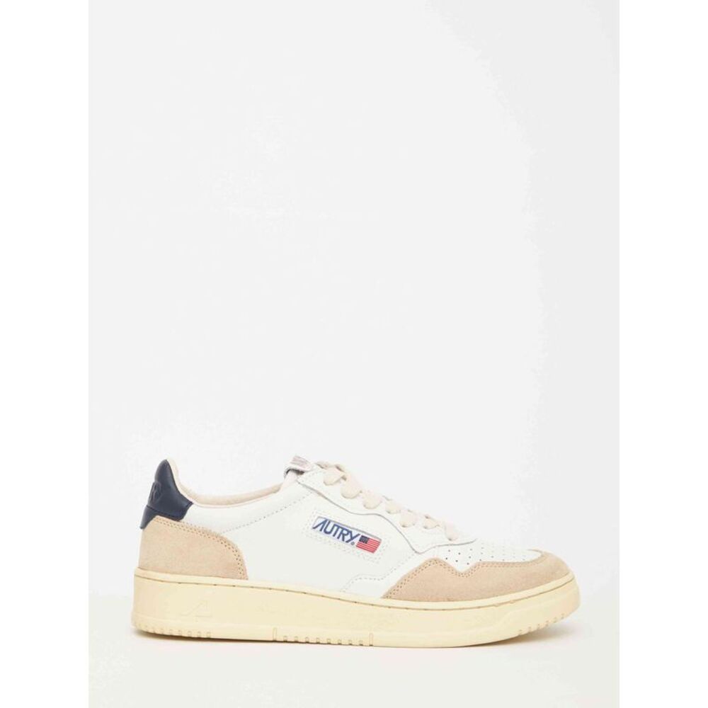 Autry Men Medalist Low Sneakers